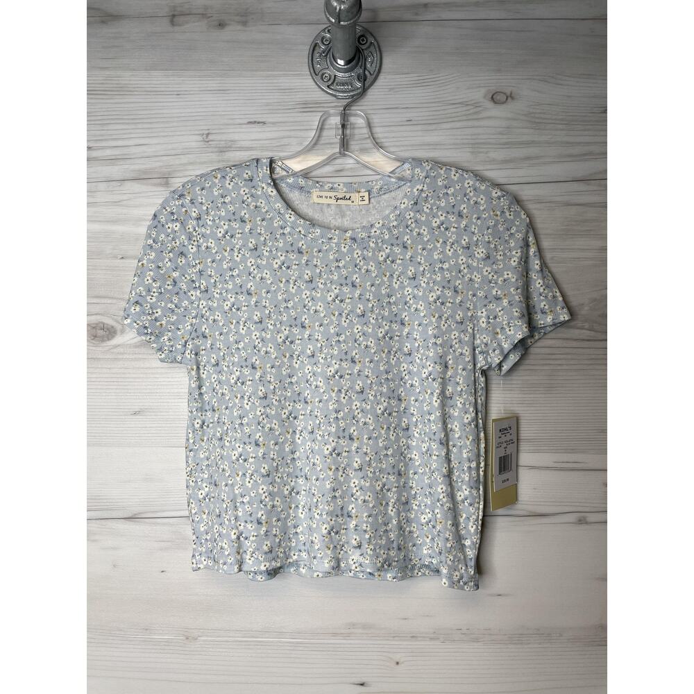 Live To Be Spoiled Blue Floral Ribbed Cropped Tee Womens Medium KOLJ570J